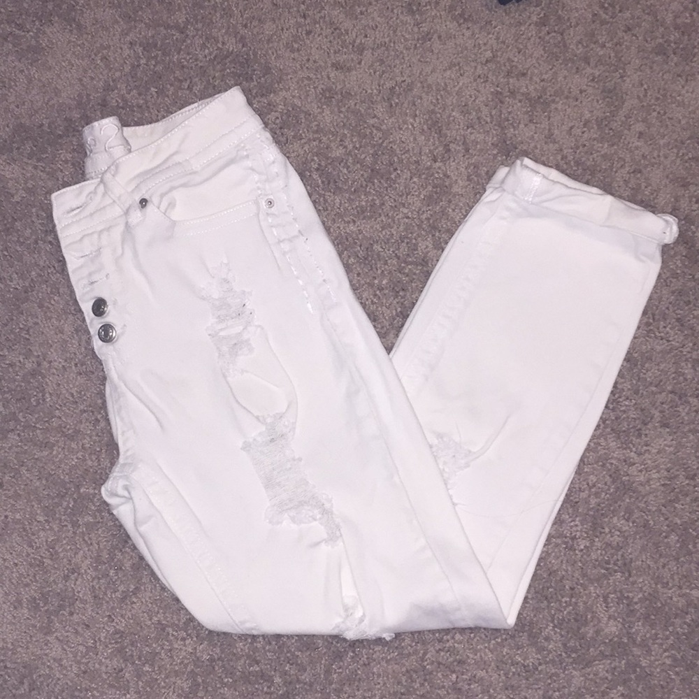Distressed white jeans!